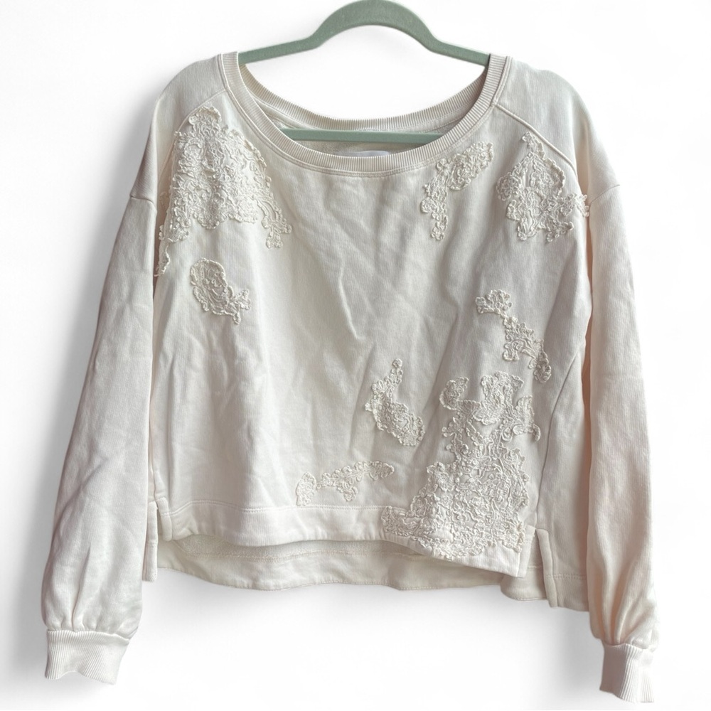 Anthropologie Crochet Appliqué Pullover - size small